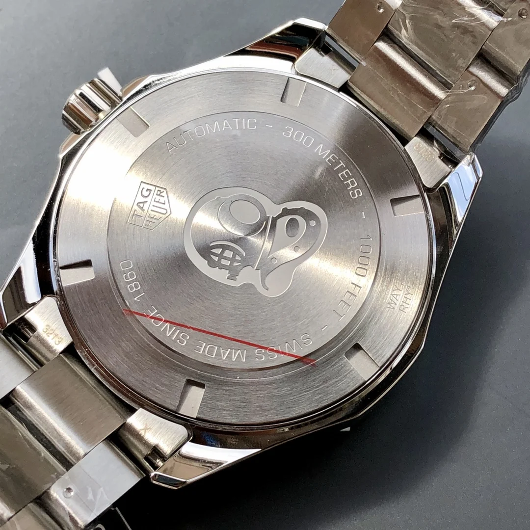 TAG Heuer Steel 43mm — photographed off the sweep