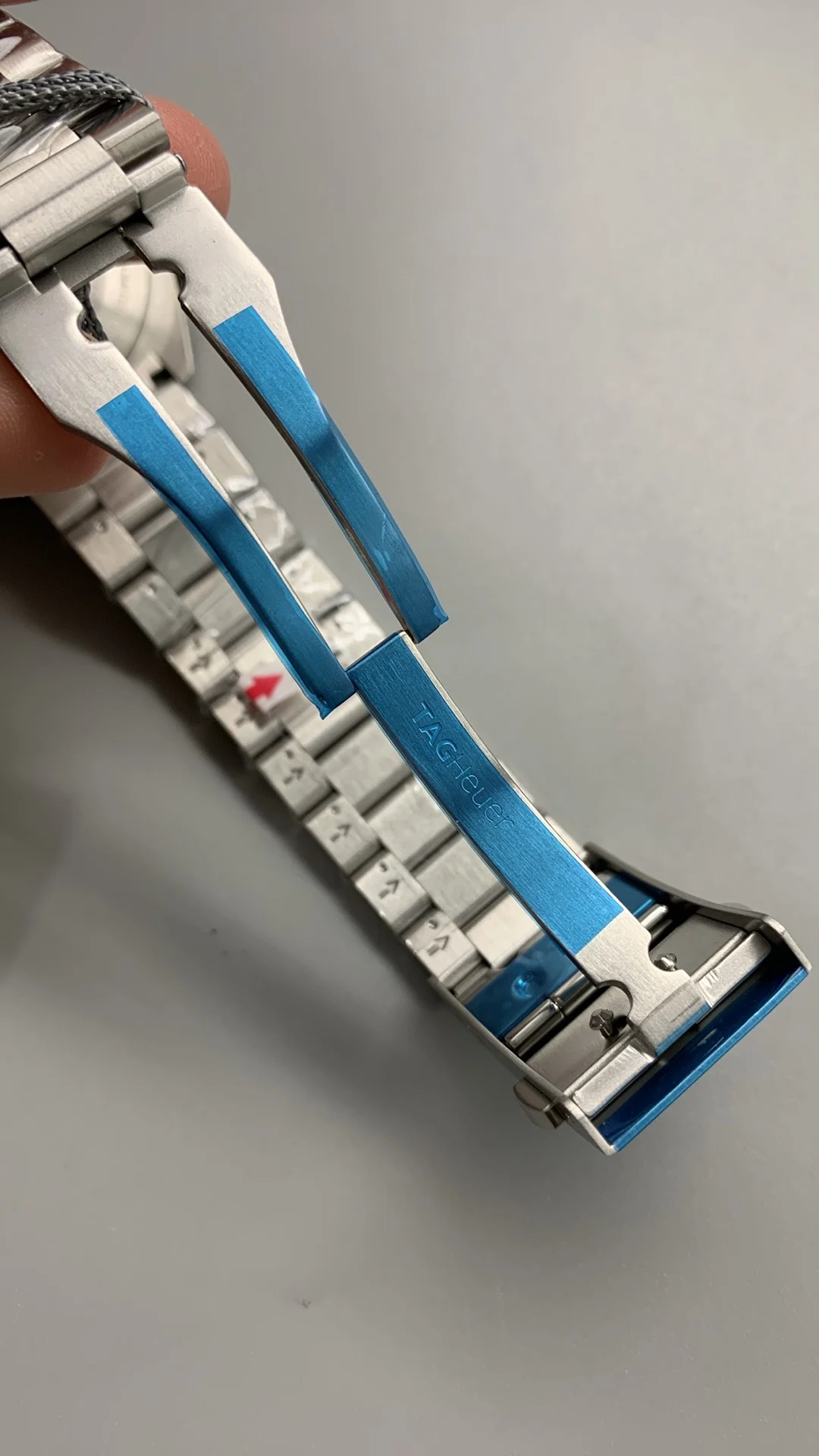 TAG Heuer (time trial, racing, quartz) — photographed off the sweep