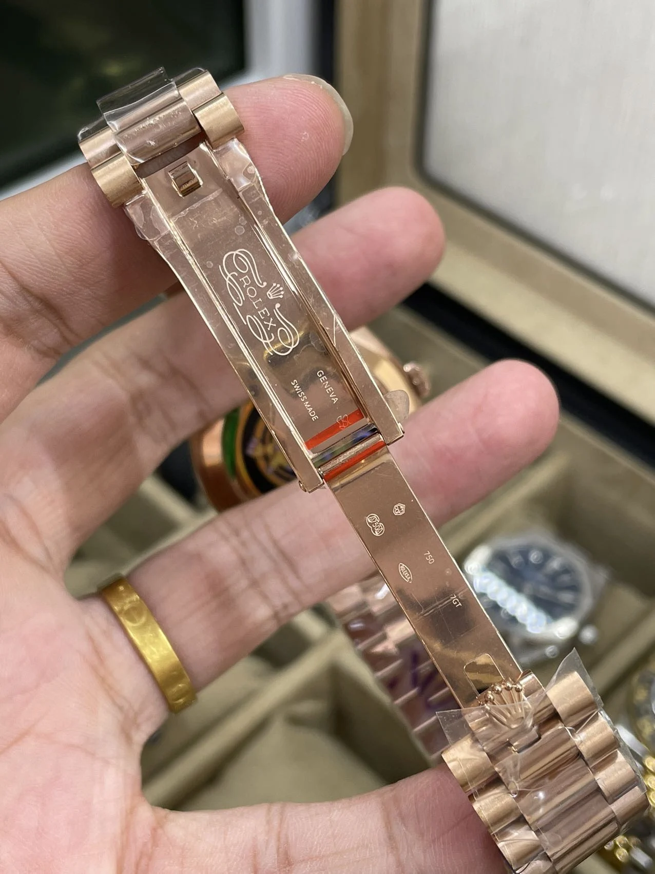 The 2024 new DD40mm watch features a beautiful rose gold gradient — photographed off the sweep