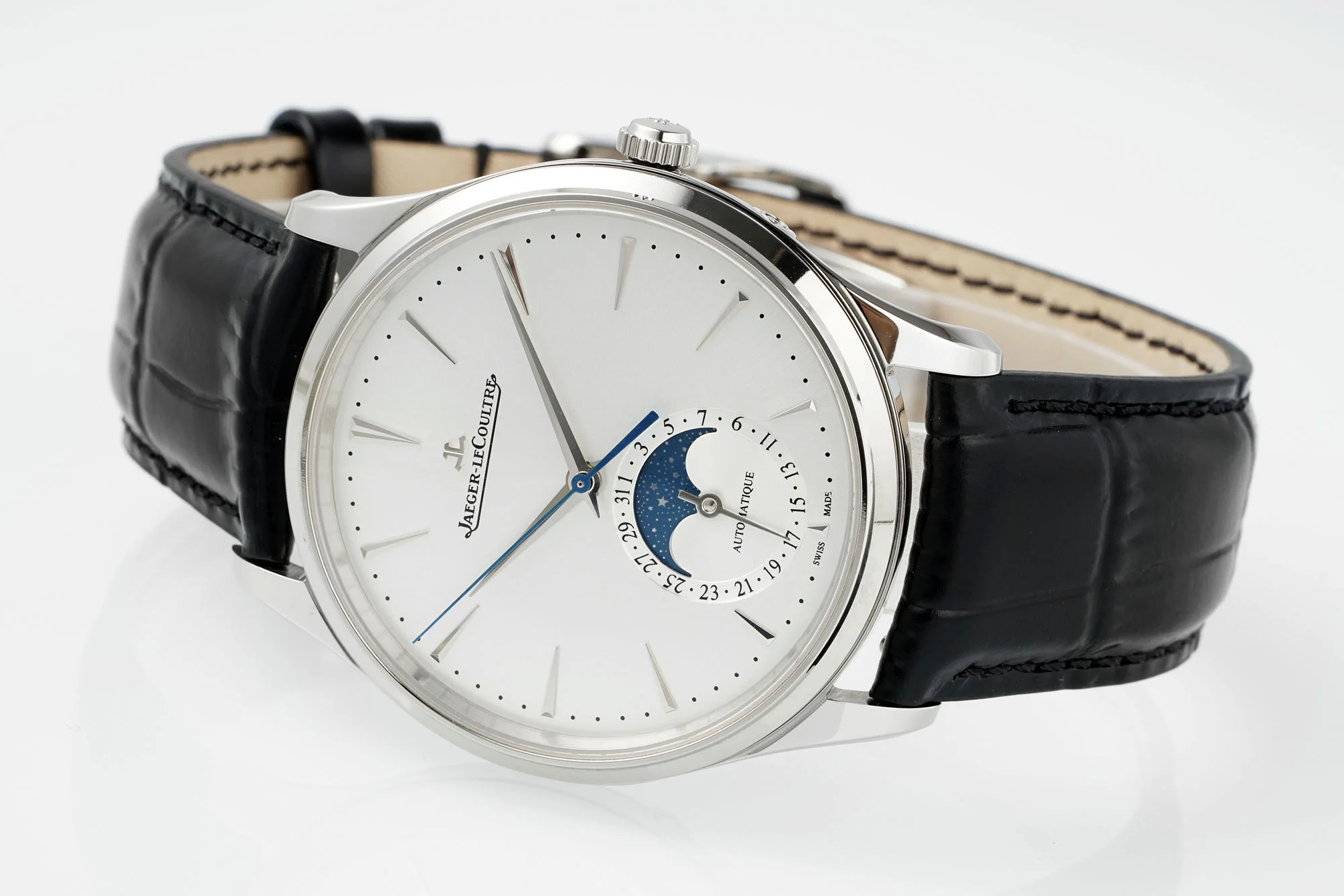 The new aps Moon Phase Master uses the Integrated Movement Cal — detail