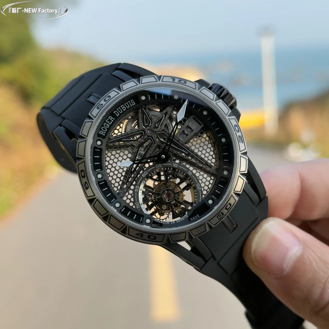 The new factory (formerly BBR factory) presents the Roger Dubuis — photographed off the sweep