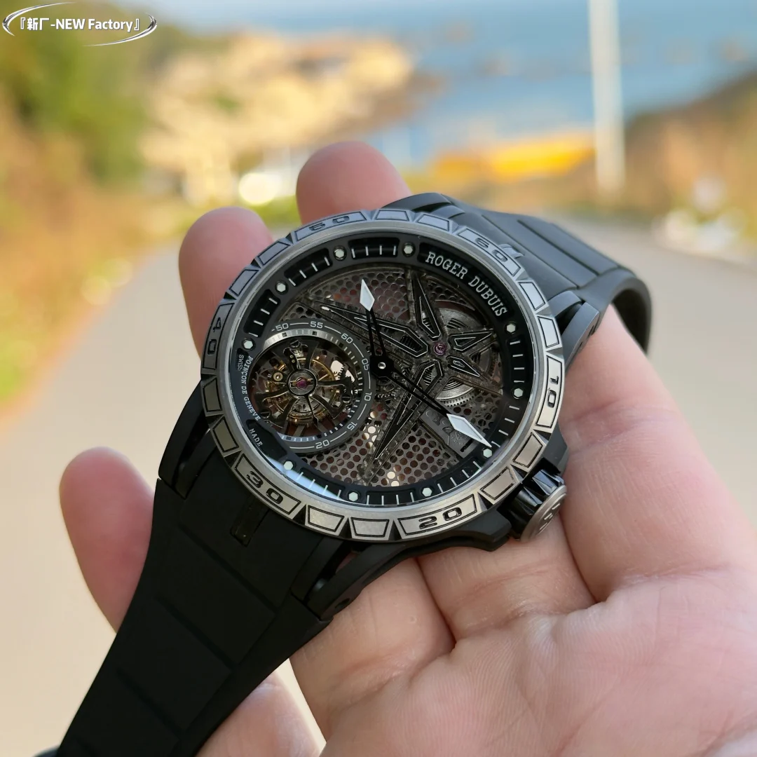 The new factory (formerly BBR factory) presents the Roger Dubuis — photographed off the sweep