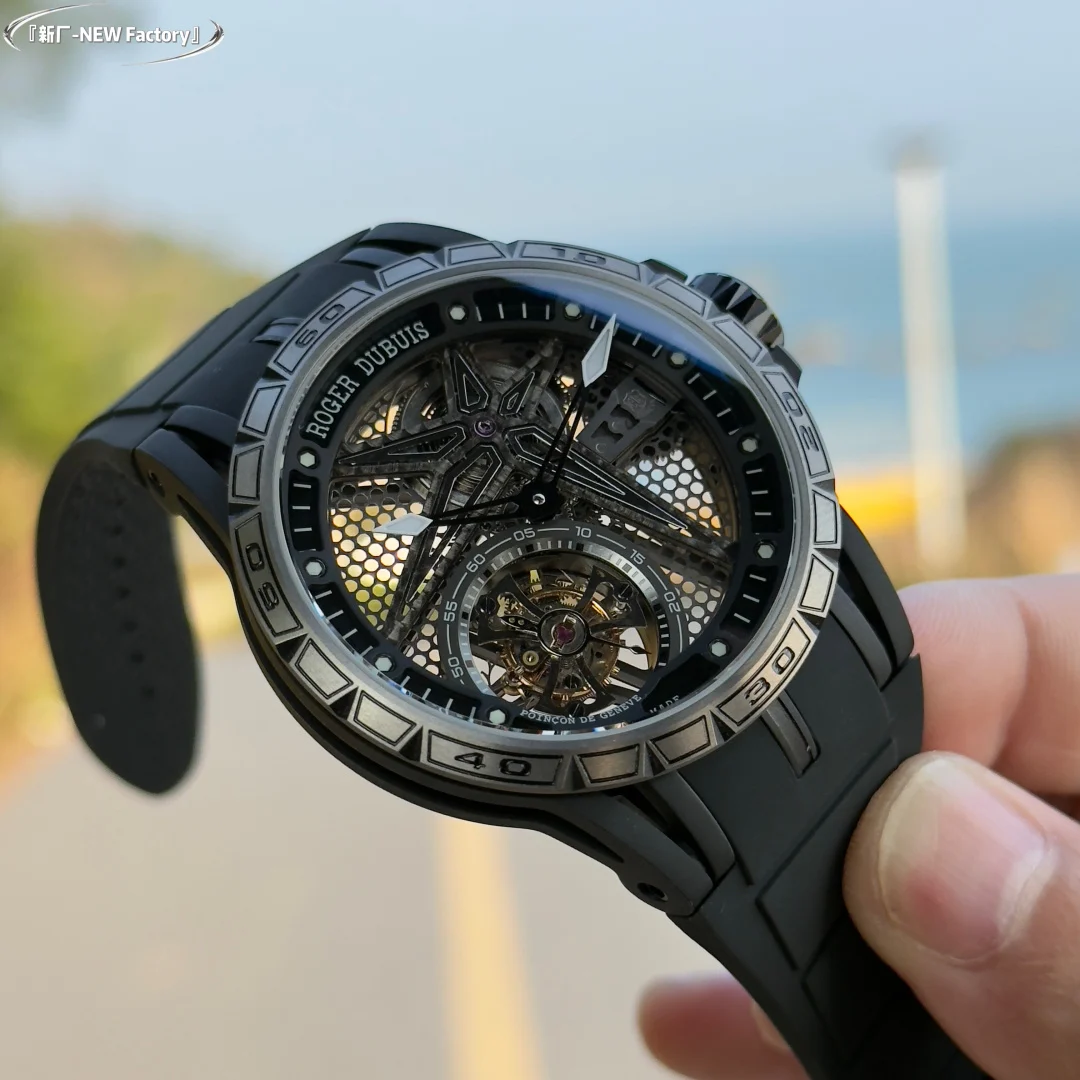 The new factory (formerly BBR factory) presents the Roger Dubuis — photographed off the sweep