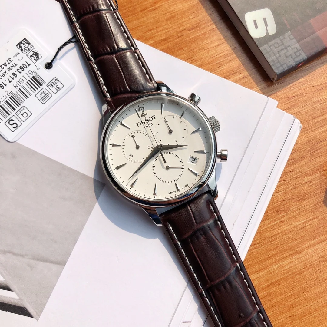Tissot 42mm — photographed off the sweep
