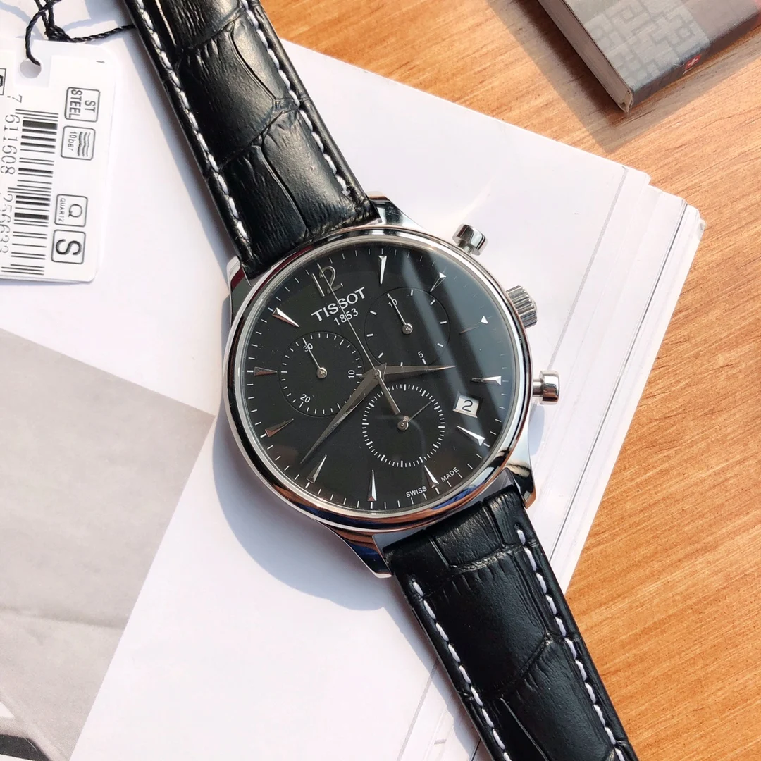 Tissot 42mm — photographed off the sweep