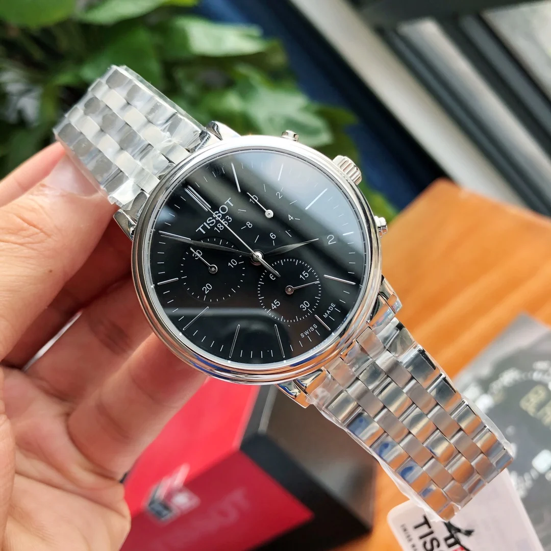 Tissot Steel 40mm — photographed off the sweep