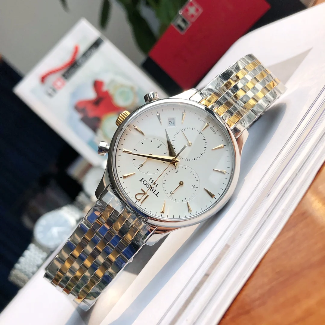 Tissot Steel 40mm — photographed off the sweep
