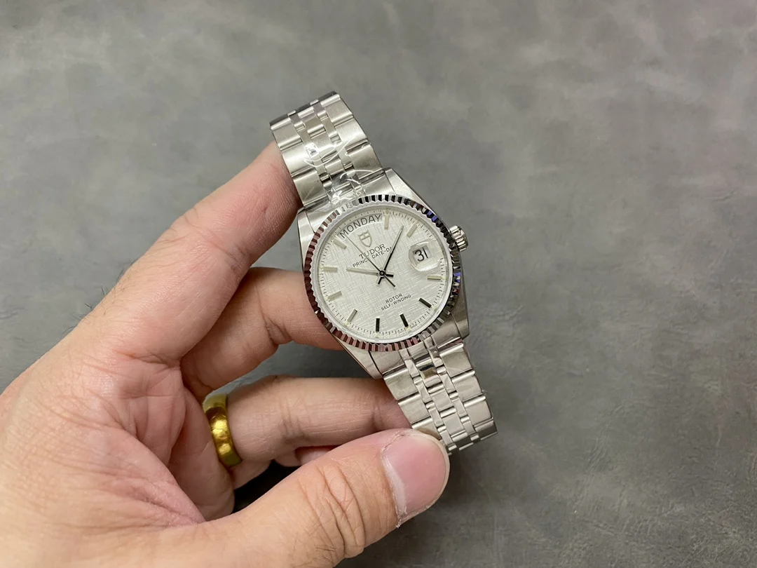 Tudor 35mm — photographed off the sweep