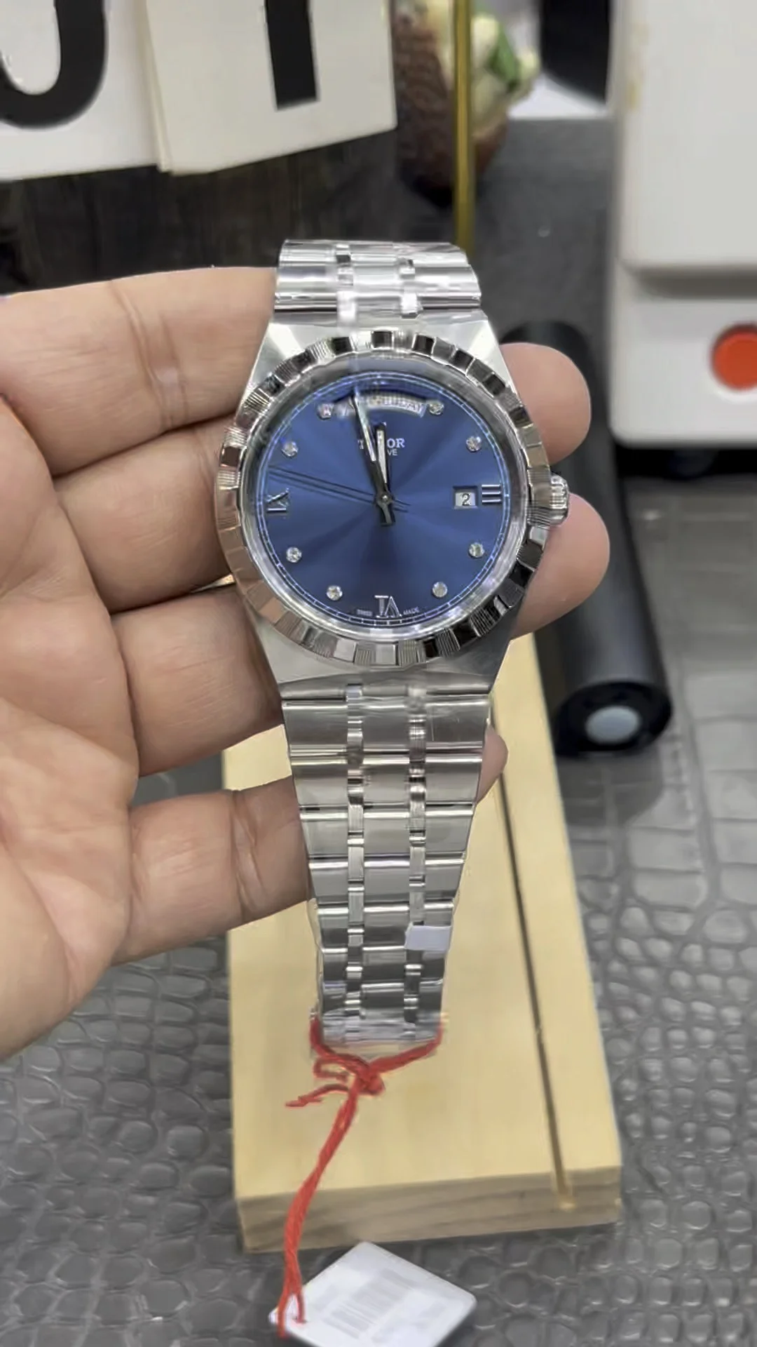 Tudor 41mm