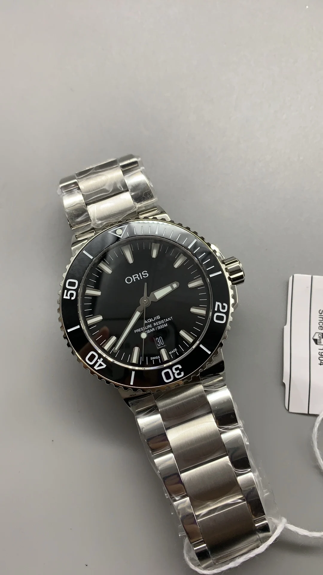 Tudor 72050 — photographed off the sweep