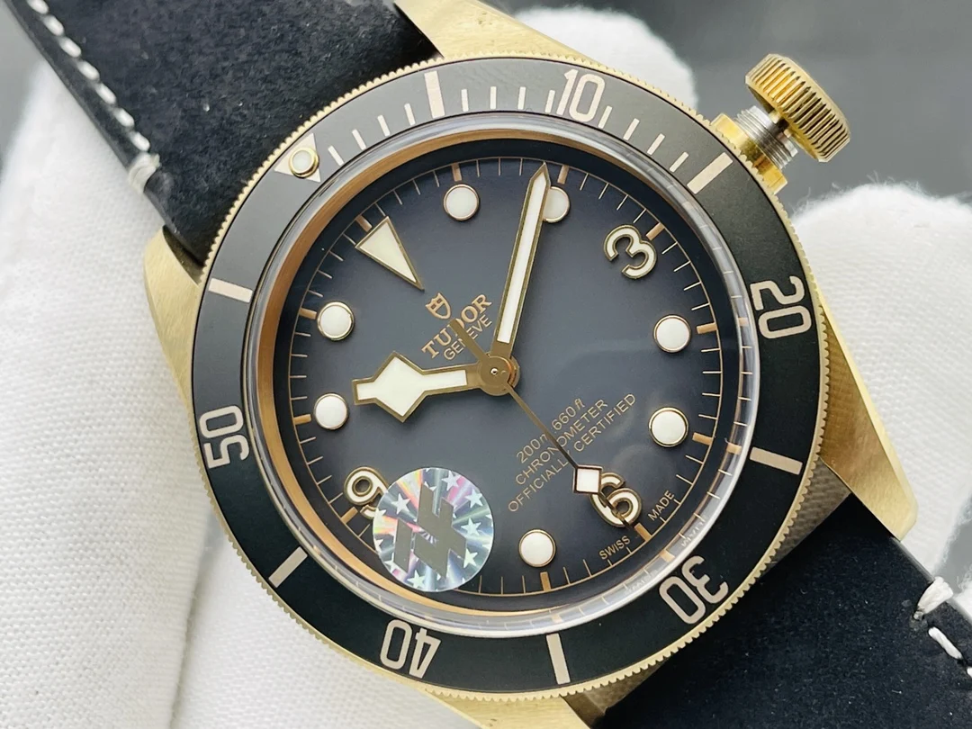 Tudor Black Bay 79250BA — photographed off the sweep