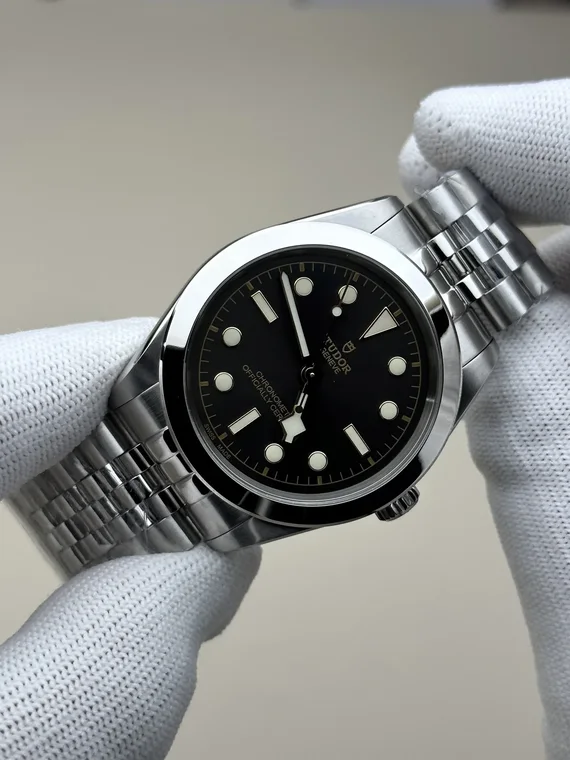 Tudor Black Bay 79660