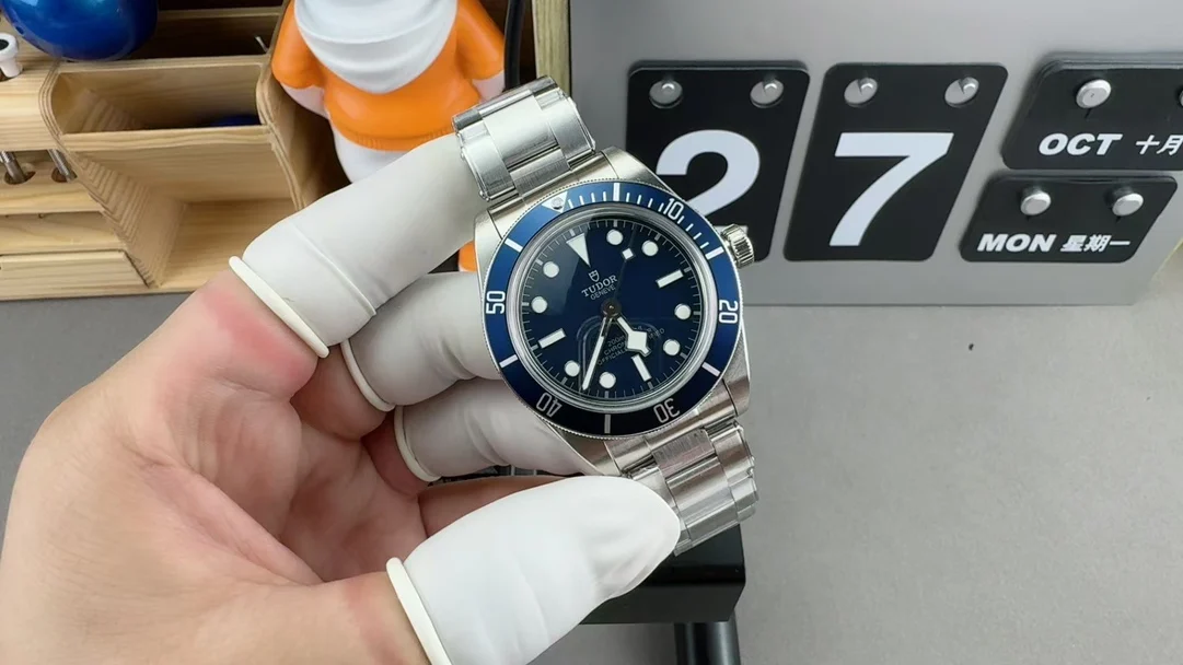 Tudor Black Bay Black Dial 39mm — photographed off the sweep