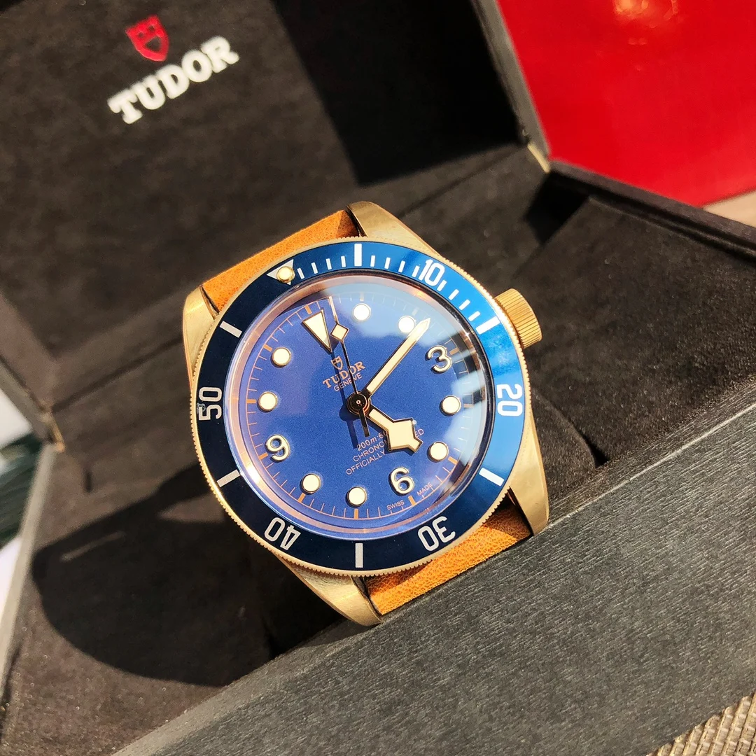 Tudor Black Bay Bronze — photographed off the sweep