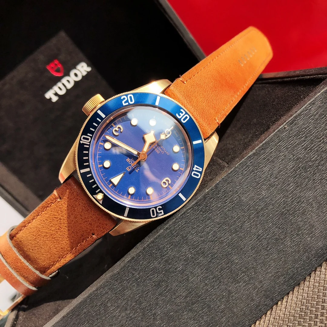 Tudor Black Bay Bronze — photographed off the sweep
