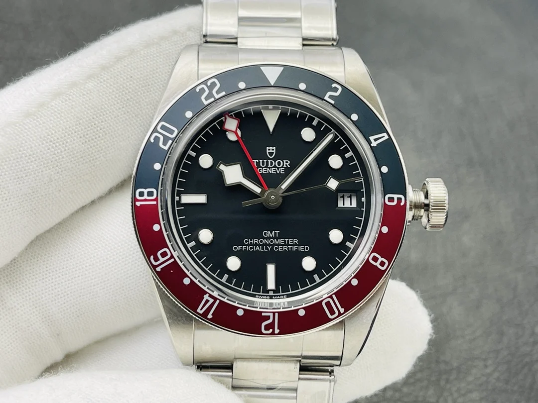 Tudor Black Bay Pepsi — photographed off the sweep