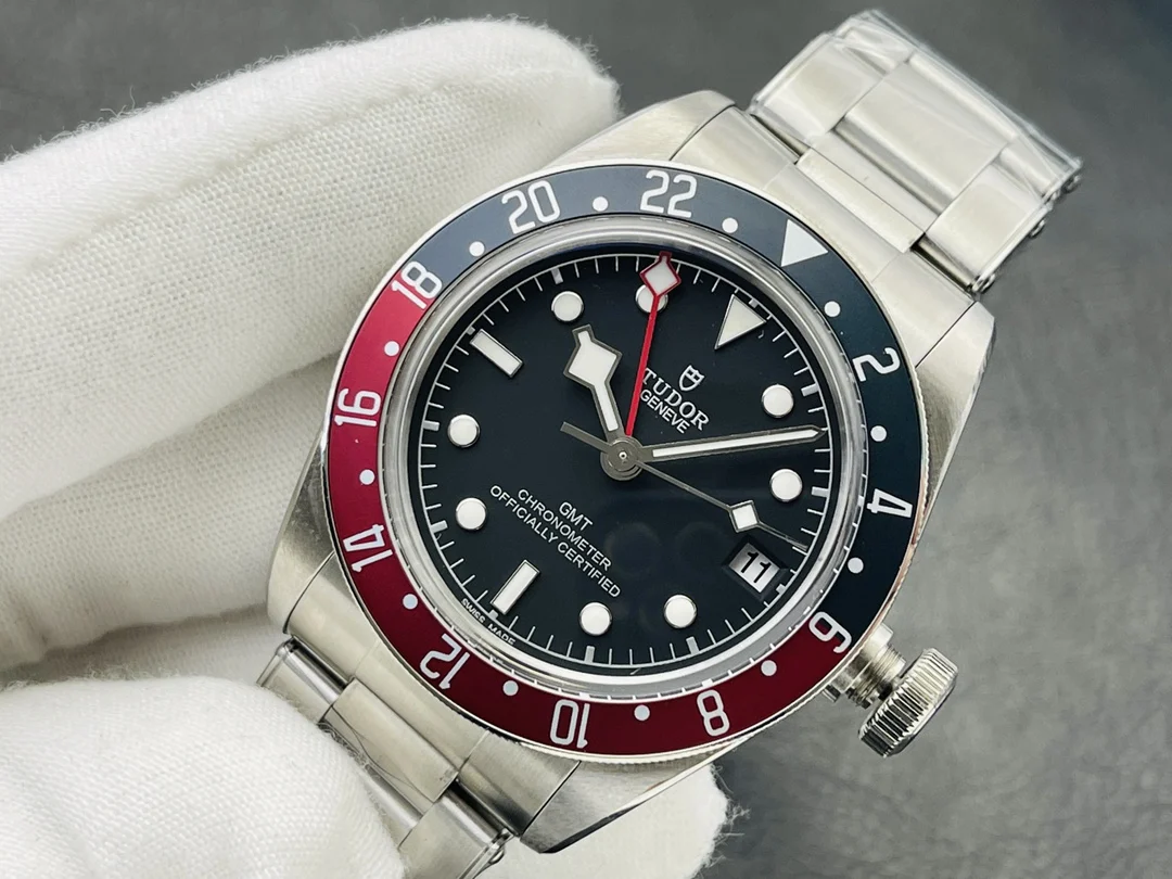 Tudor Black Bay Pepsi — photographed off the sweep