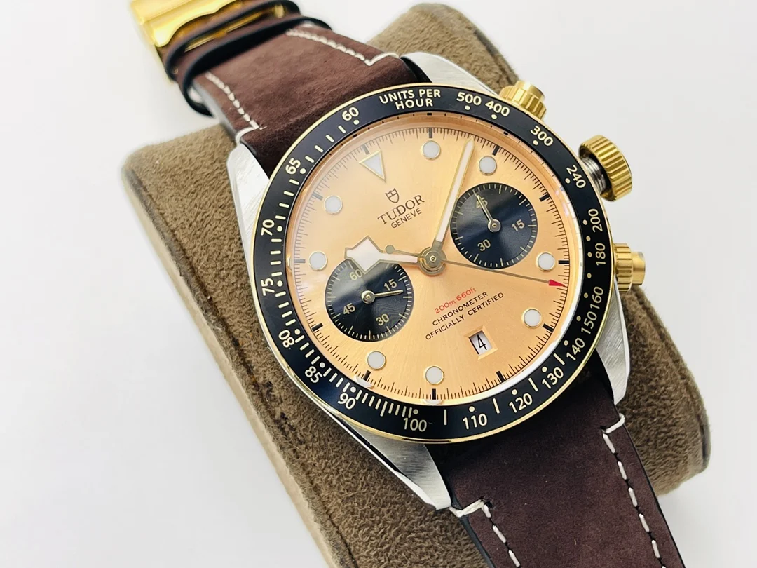 Tudor Black Bay Steel Black Dial 41mm — photographed off the sweep