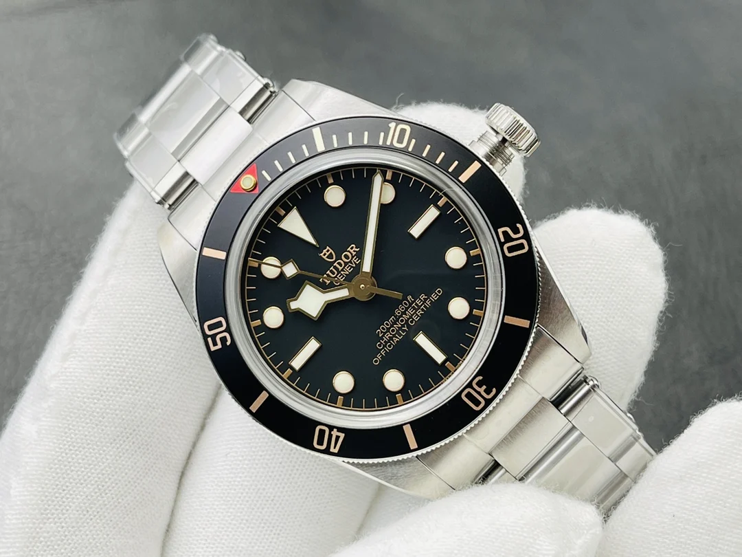 Tudor Black Bay Steel Black Dial 79030N 39mm — photographed off the sweep