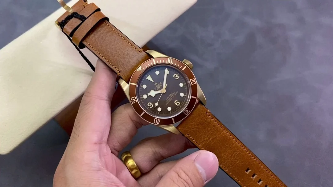 Tudor Bronze