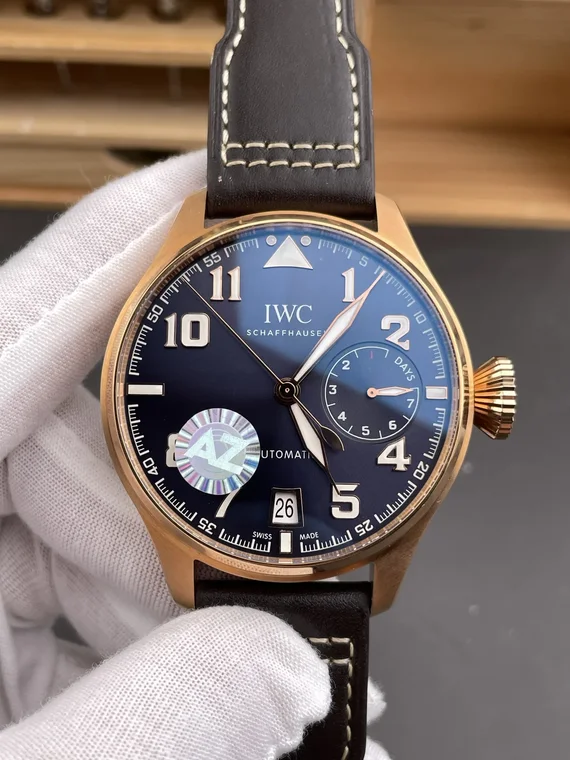 Tudor Rose Gold