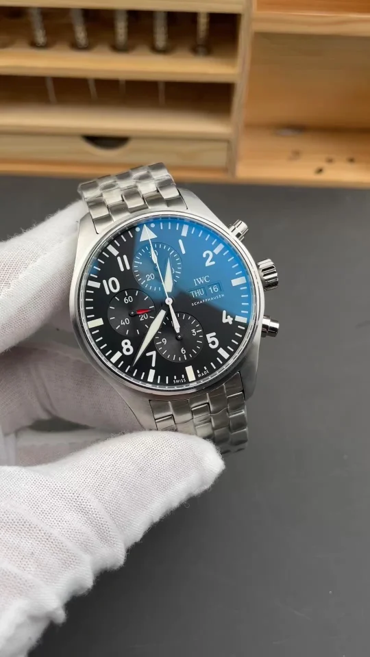 Tudor Steel 43mm
