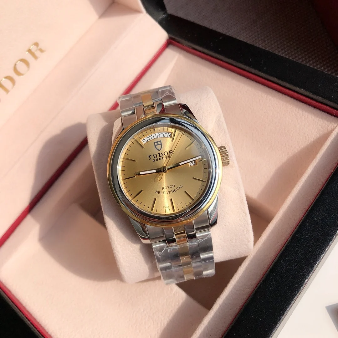 Tudor Yellow Gold — photographed off the sweep