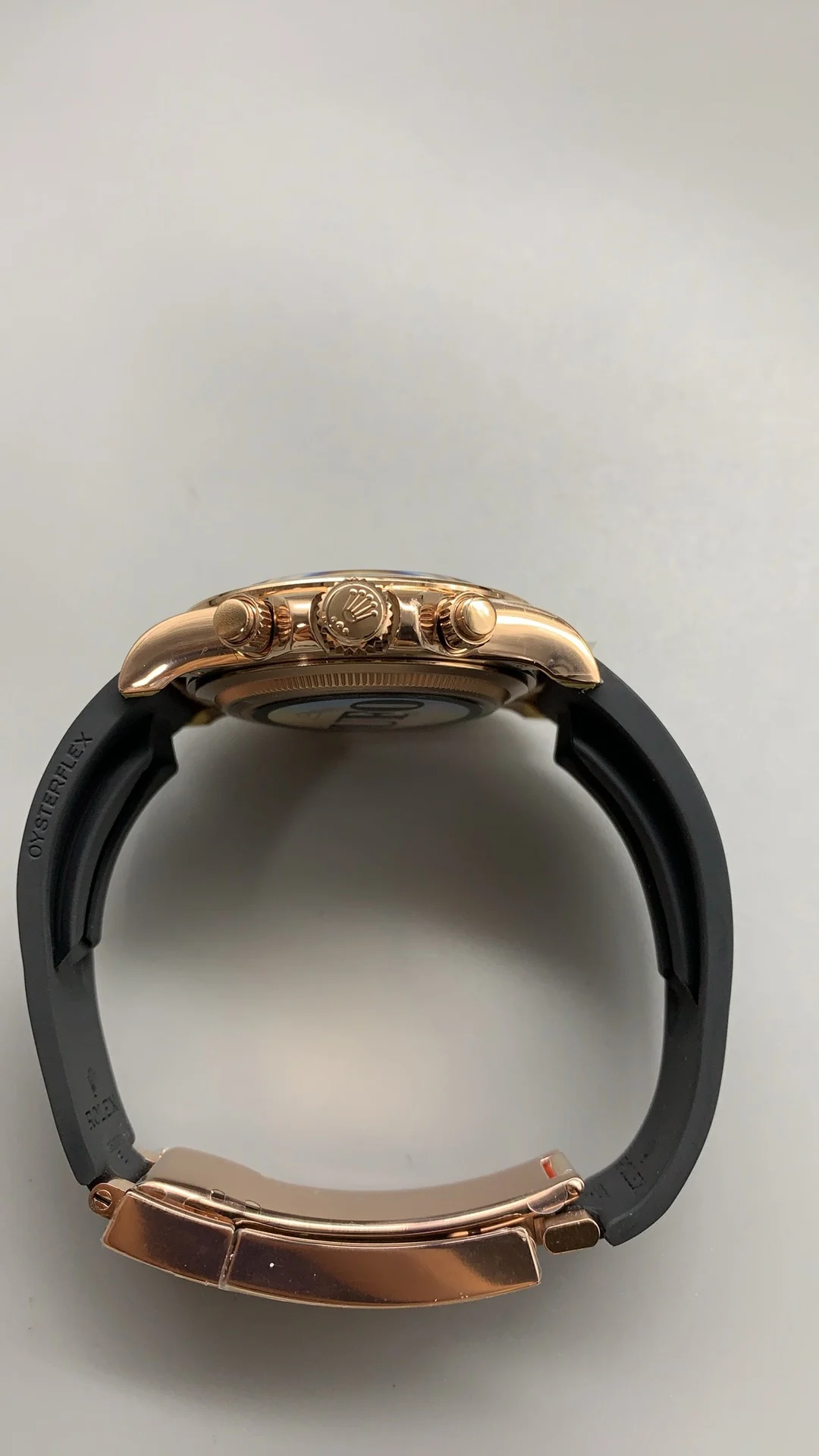 UFO, rose gold di, 4131, weighted version, free-sprung balance — photographed off the sweep