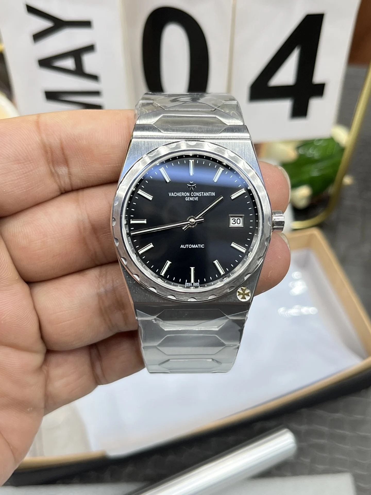 Vacheron Constantin 37mm — photographed off the sweep