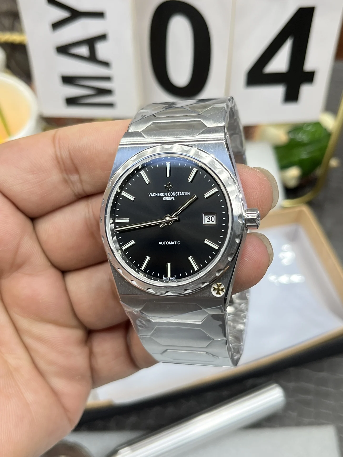Vacheron Constantin 37mm — photographed off the sweep