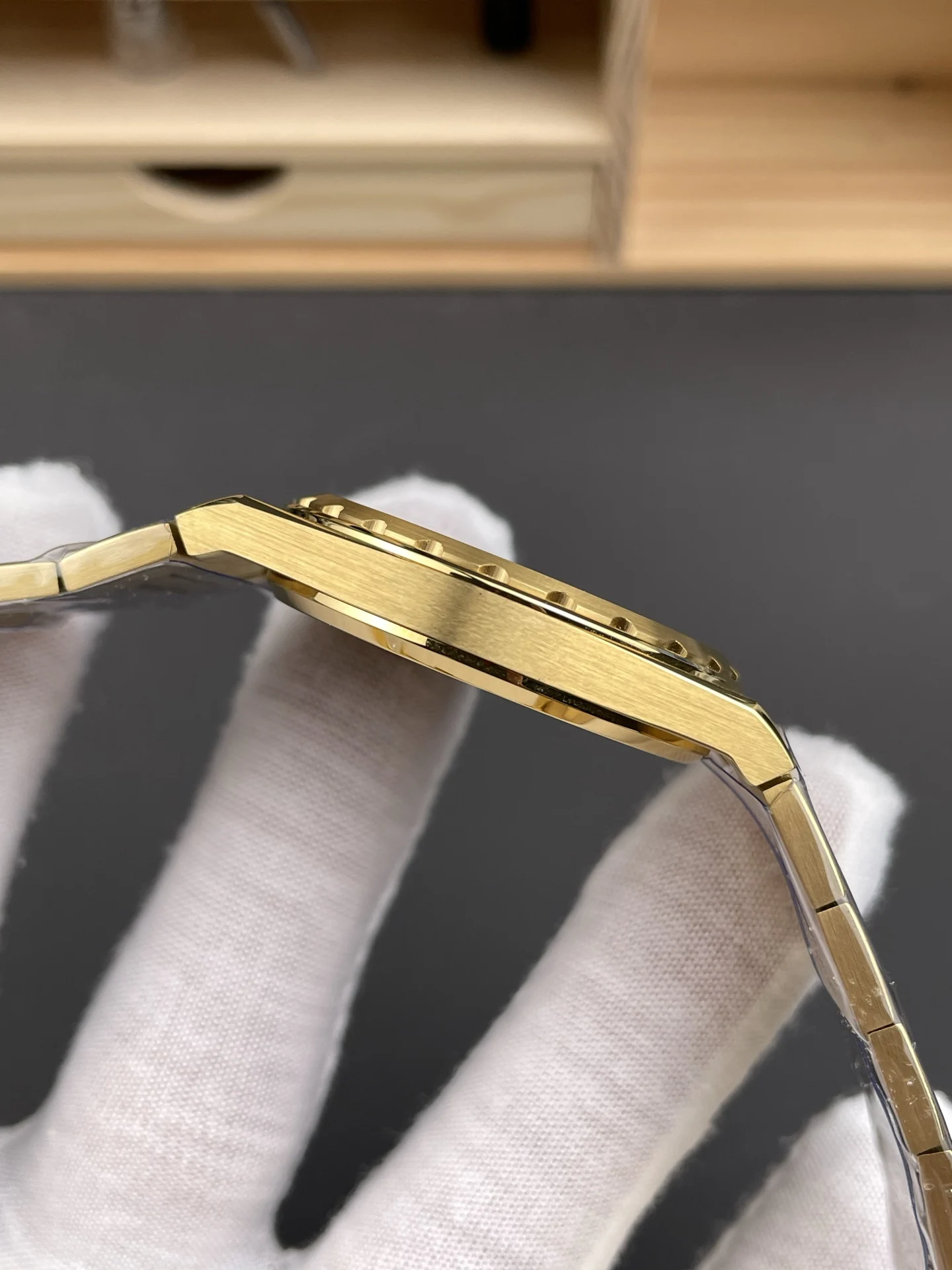 Vacheron Constantin 37mm — photographed off the sweep