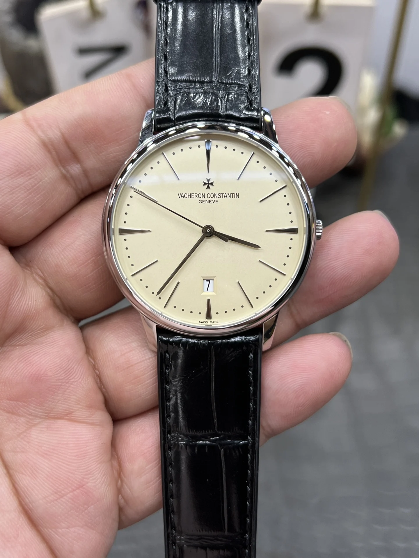 Vacheron Constantin 40mm — photographed off the sweep