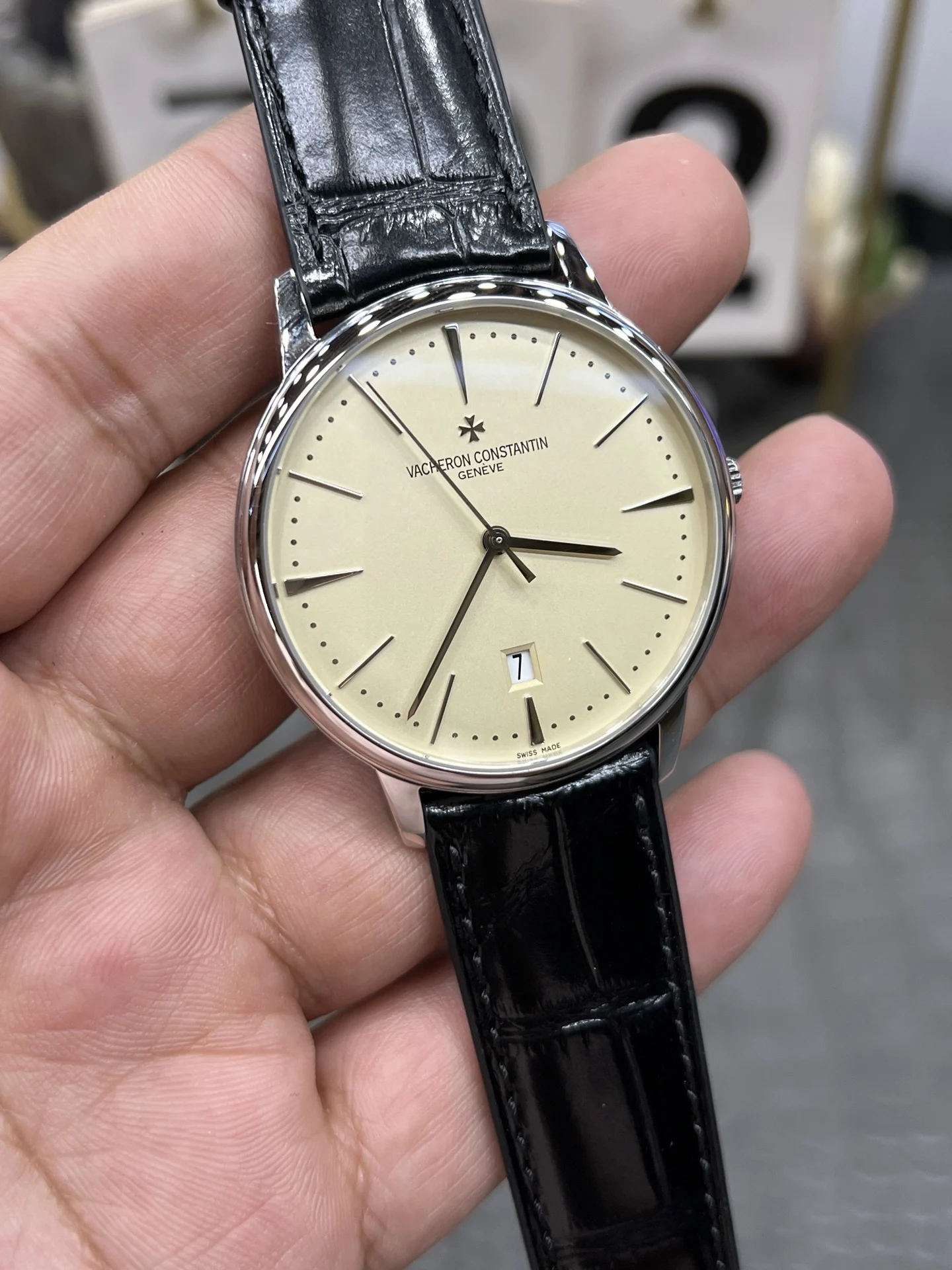 Vacheron Constantin 40mm — photographed off the sweep