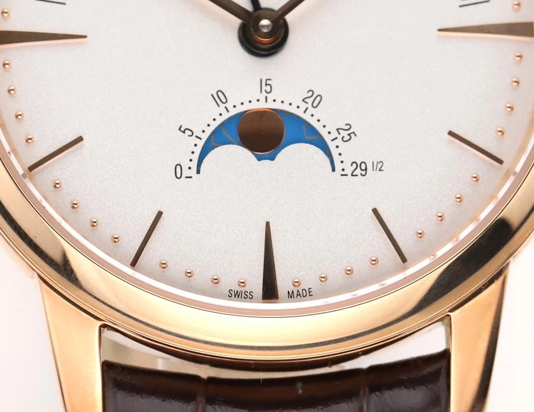 Vacheron Constantin 42.5mm — photographed off the sweep
