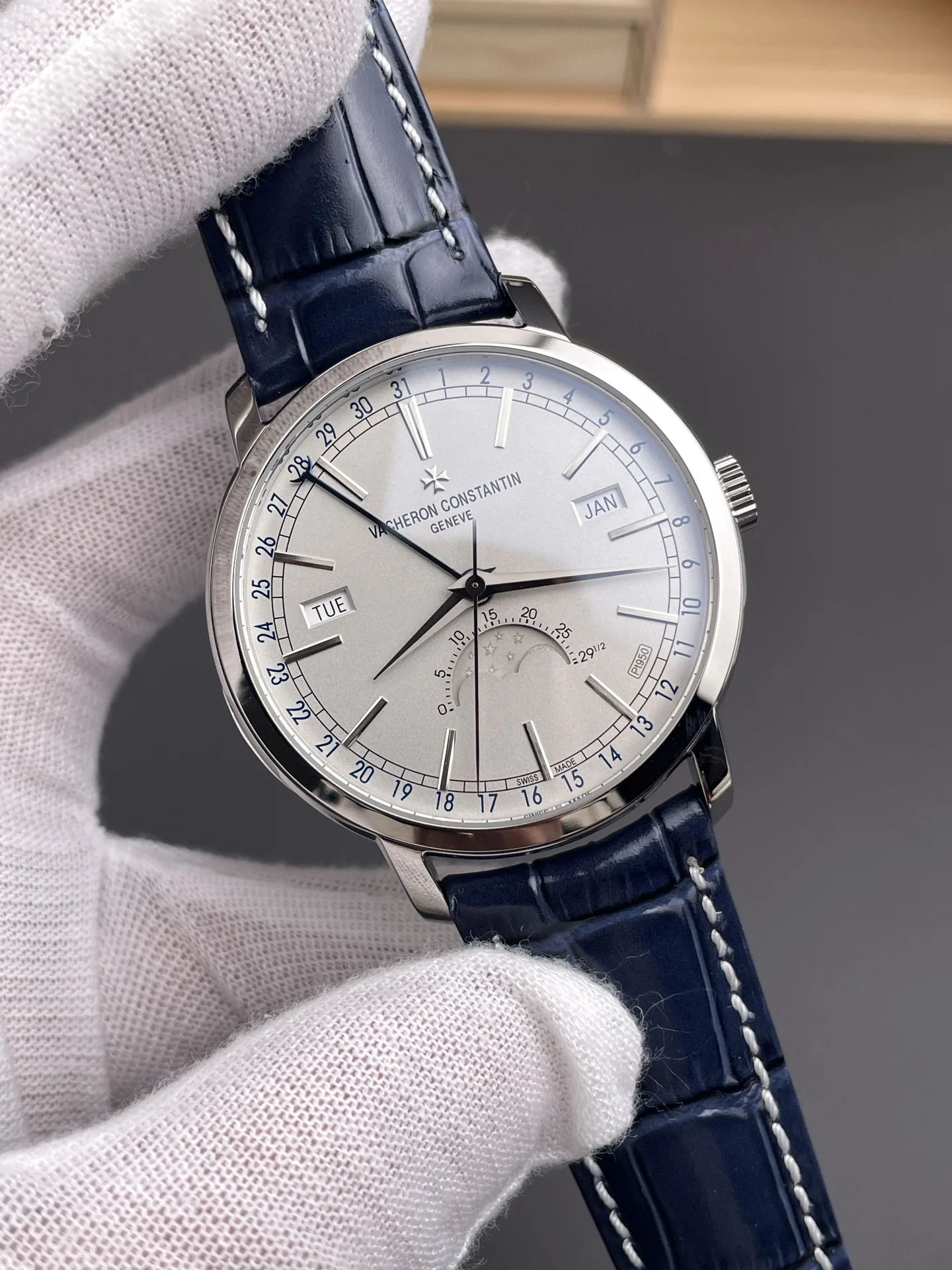 Vacheron Constantin Grey Dial — photographed off the sweep