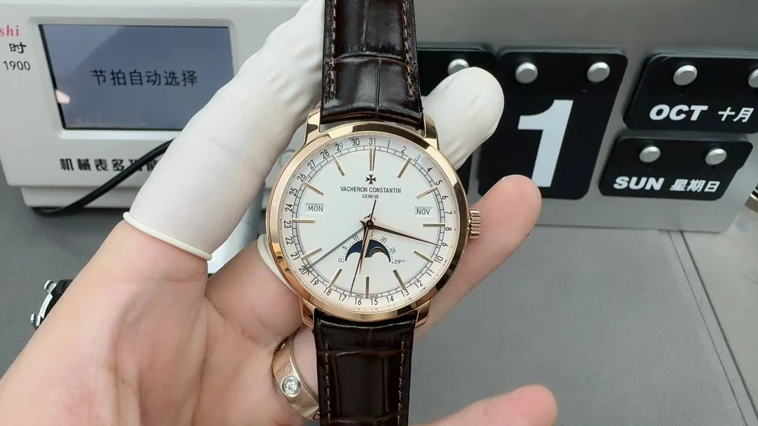 Vacheron Constantin Moon Phase — photographed off the sweep