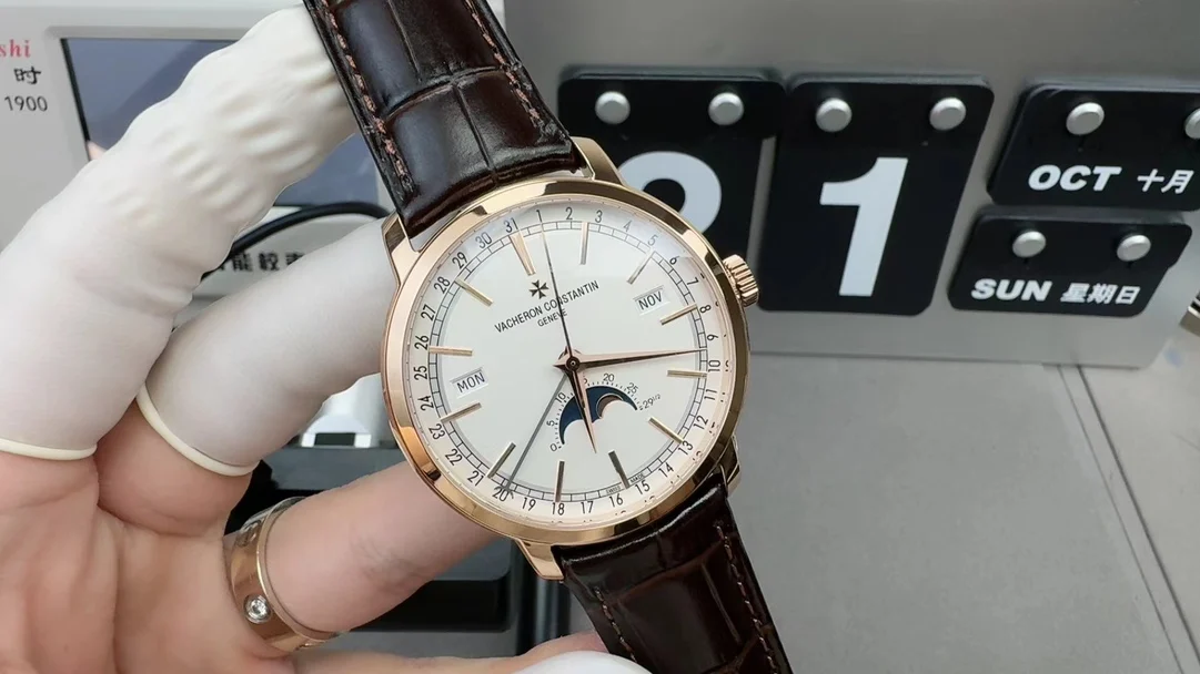 Vacheron Constantin Moon Phase — photographed off the sweep