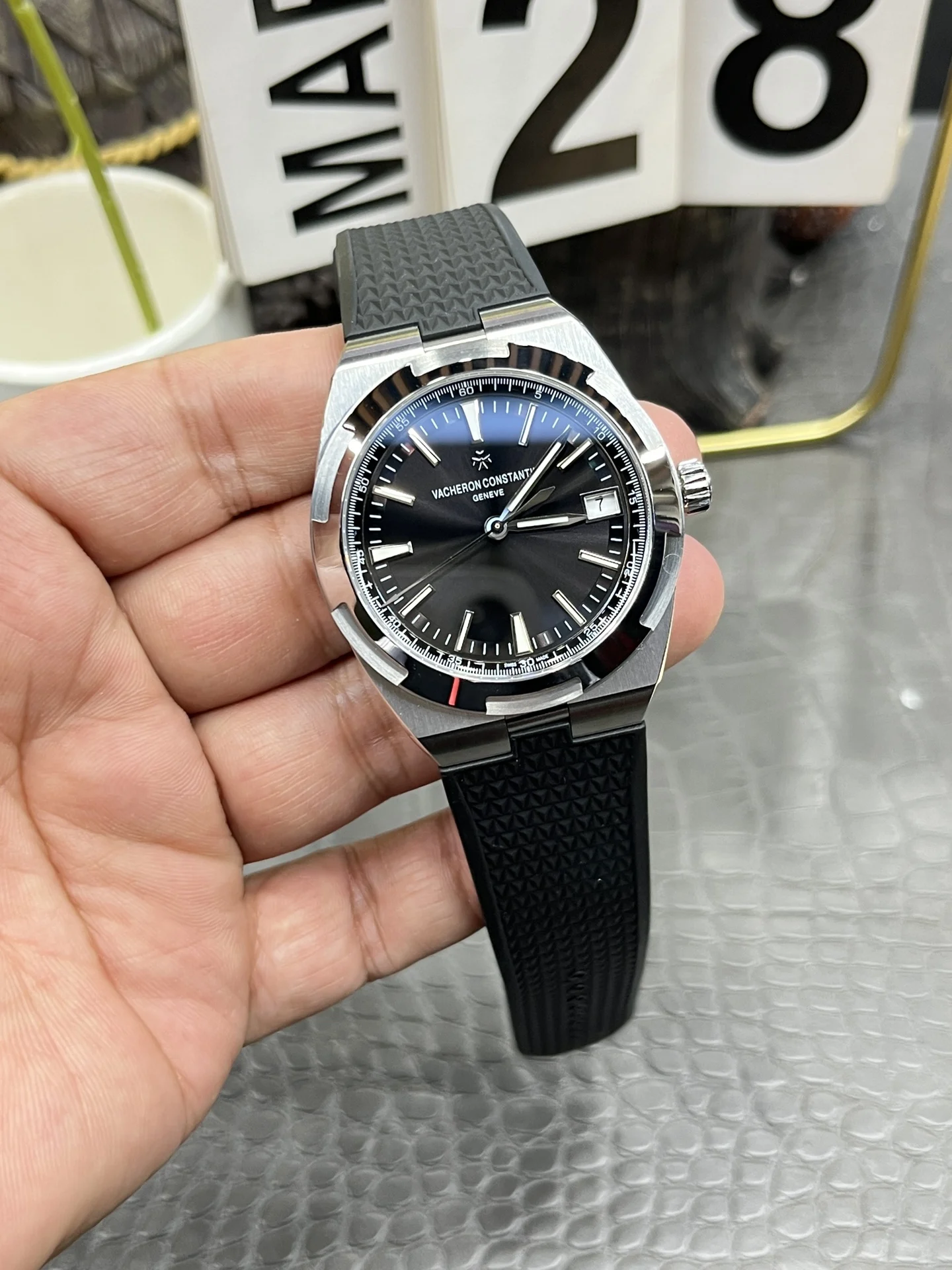 Vacheron Constantin Overseas 41mm — photographed off the sweep