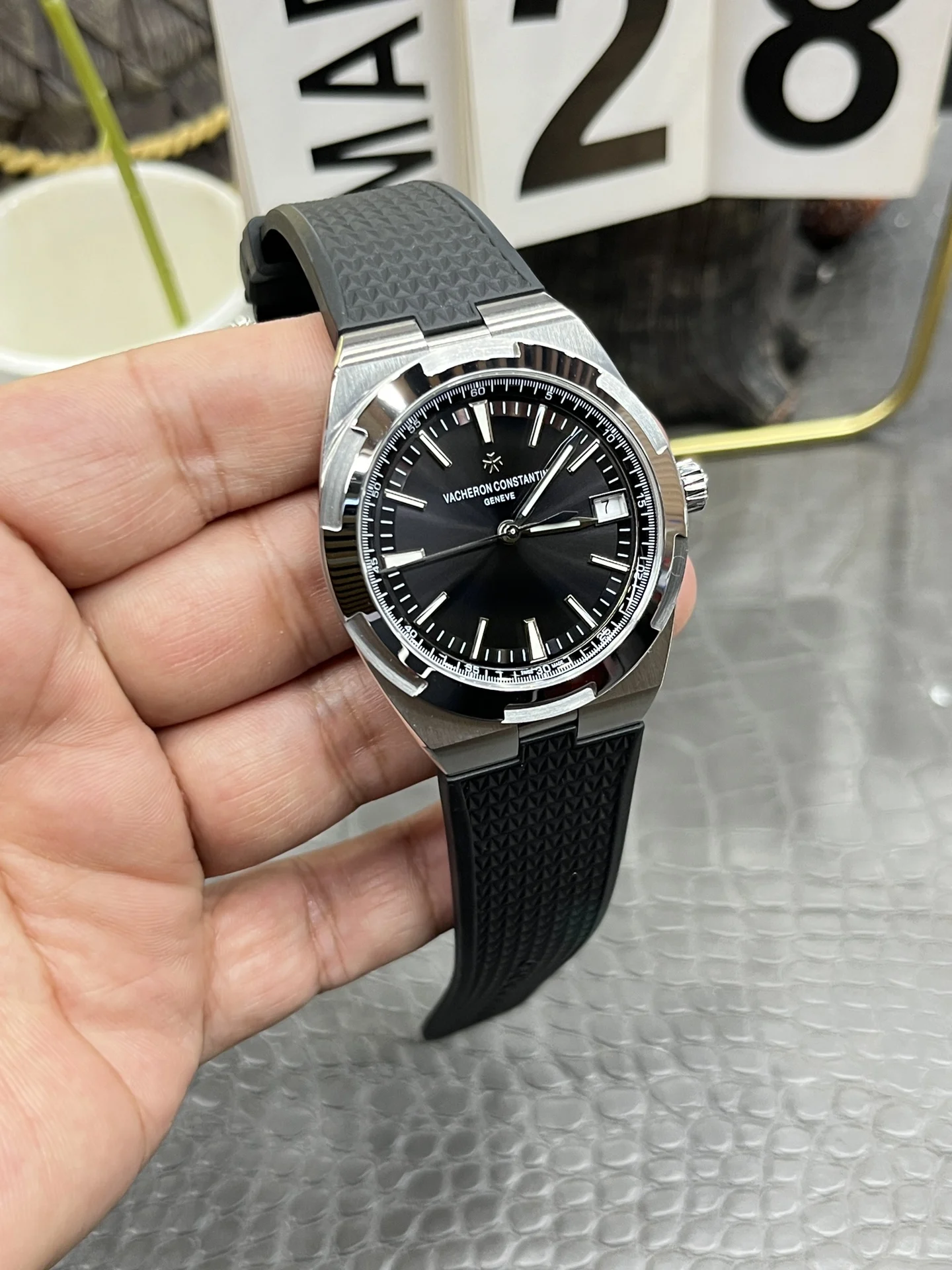 Vacheron Constantin Overseas 41mm — photographed off the sweep