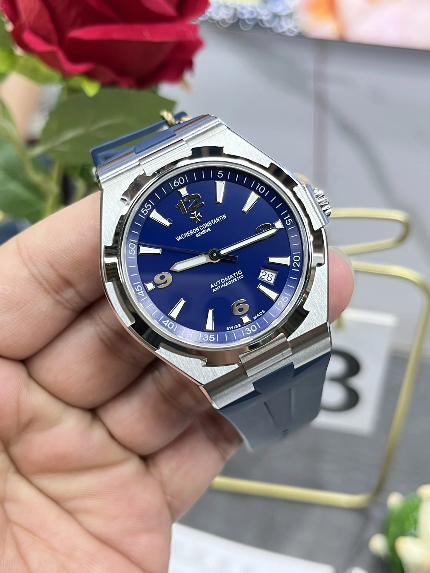 Vacheron Constantin Overseas 42mm — photographed off the sweep