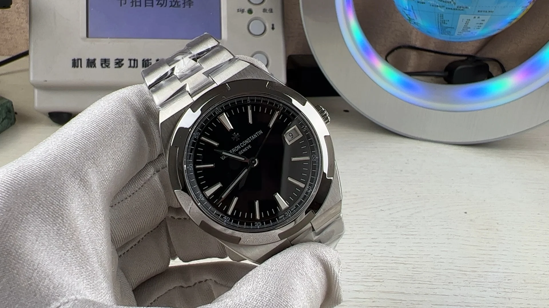 Vacheron Constantin Overseas — photographed off the sweep