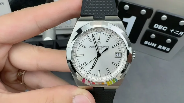 Vacheron Constantin Overseas