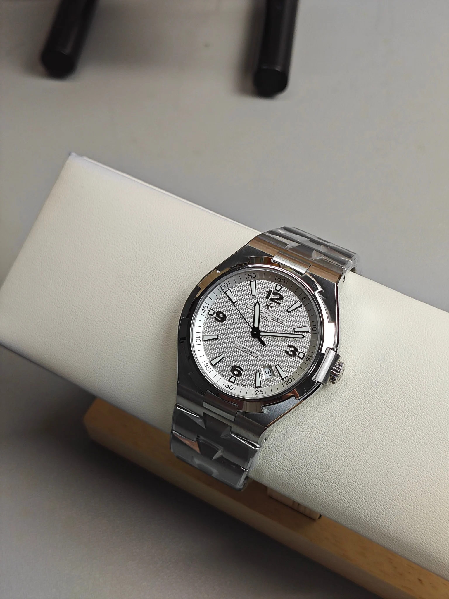 Vacheron Constantin Overseas — photographed off the sweep