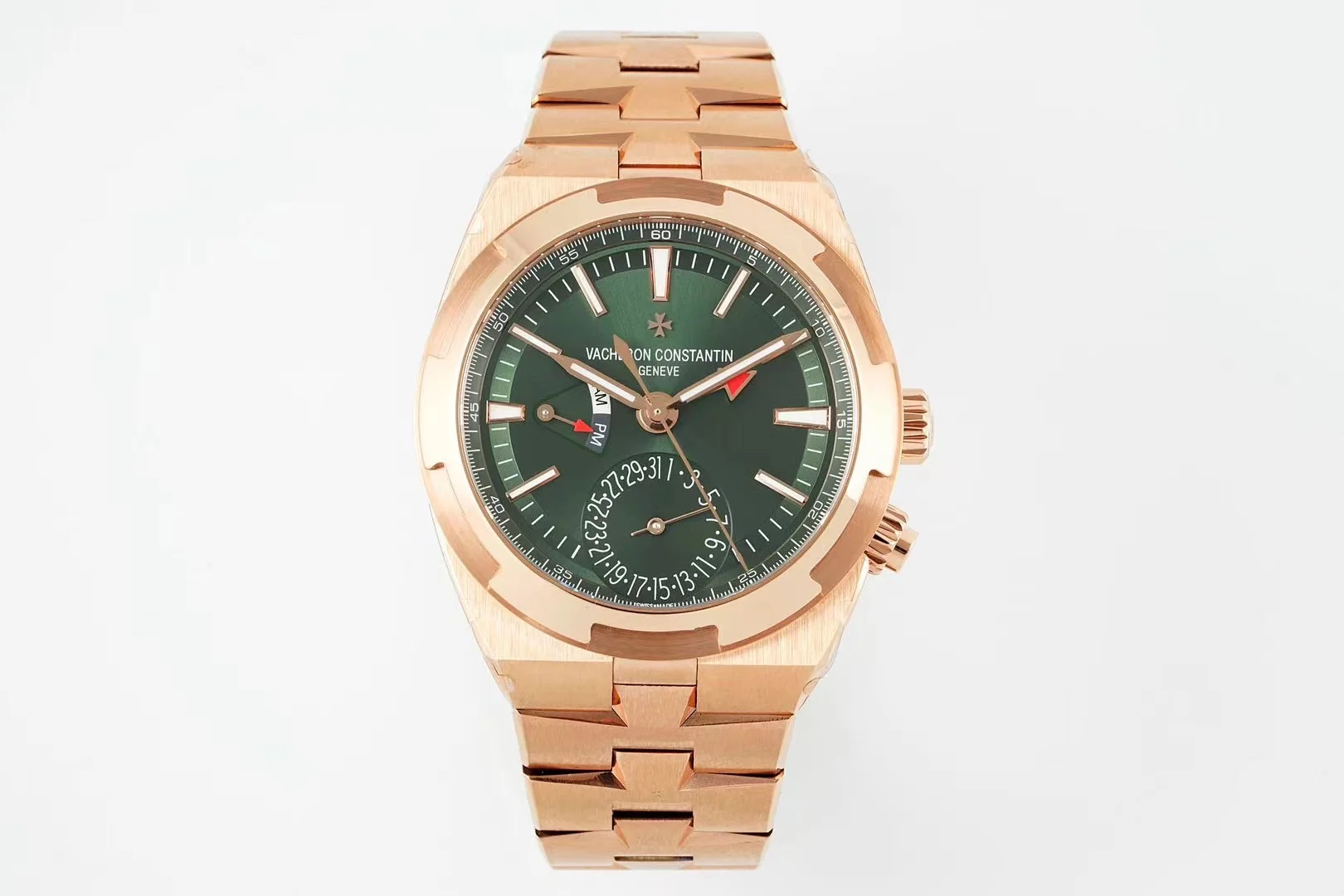 Vacheron Constantin Overseas 7900V/210A-B334 — detail