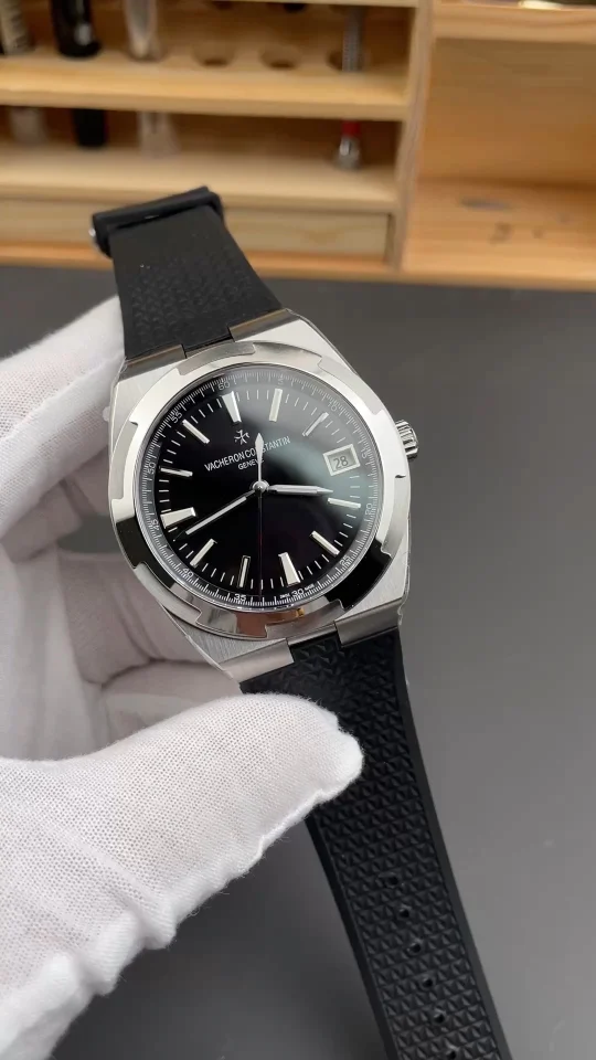 Vacheron Constantin Overseas Black Dial 41mm