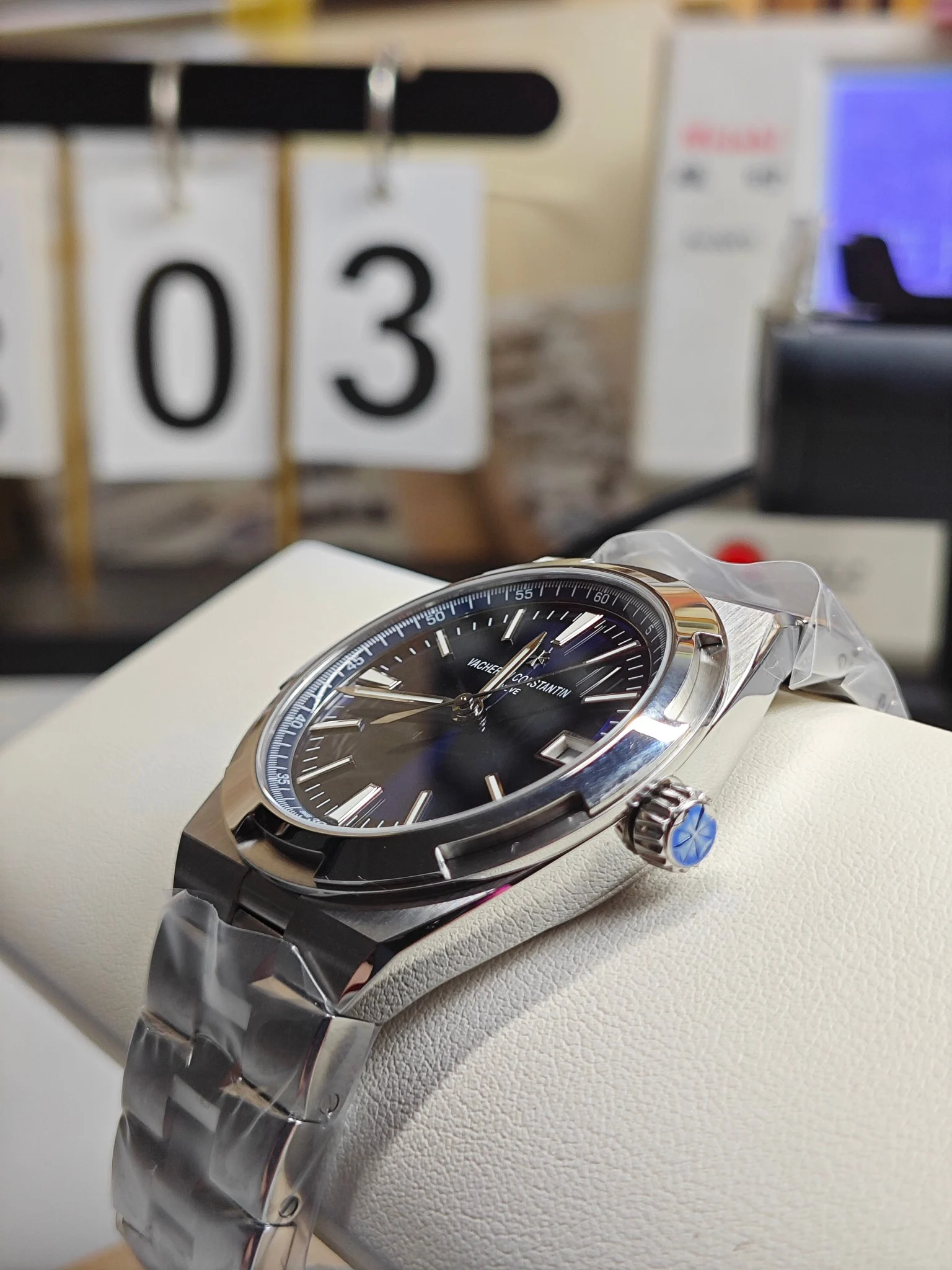 Vacheron Constantin Overseas Blue Dial — photographed off the sweep
