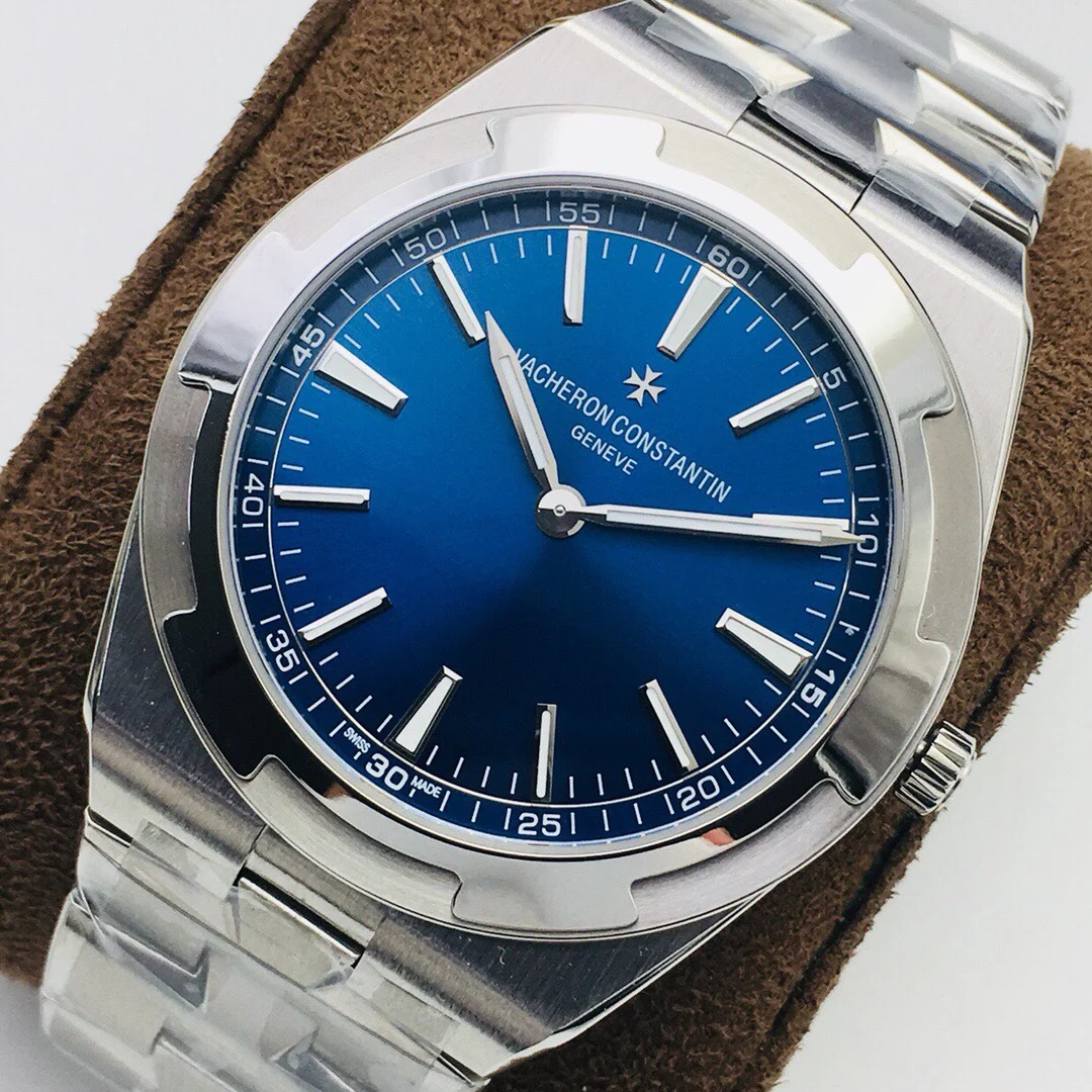 Vacheron Constantin Overseas Blue Dial 40mm — photographed off the sweep
