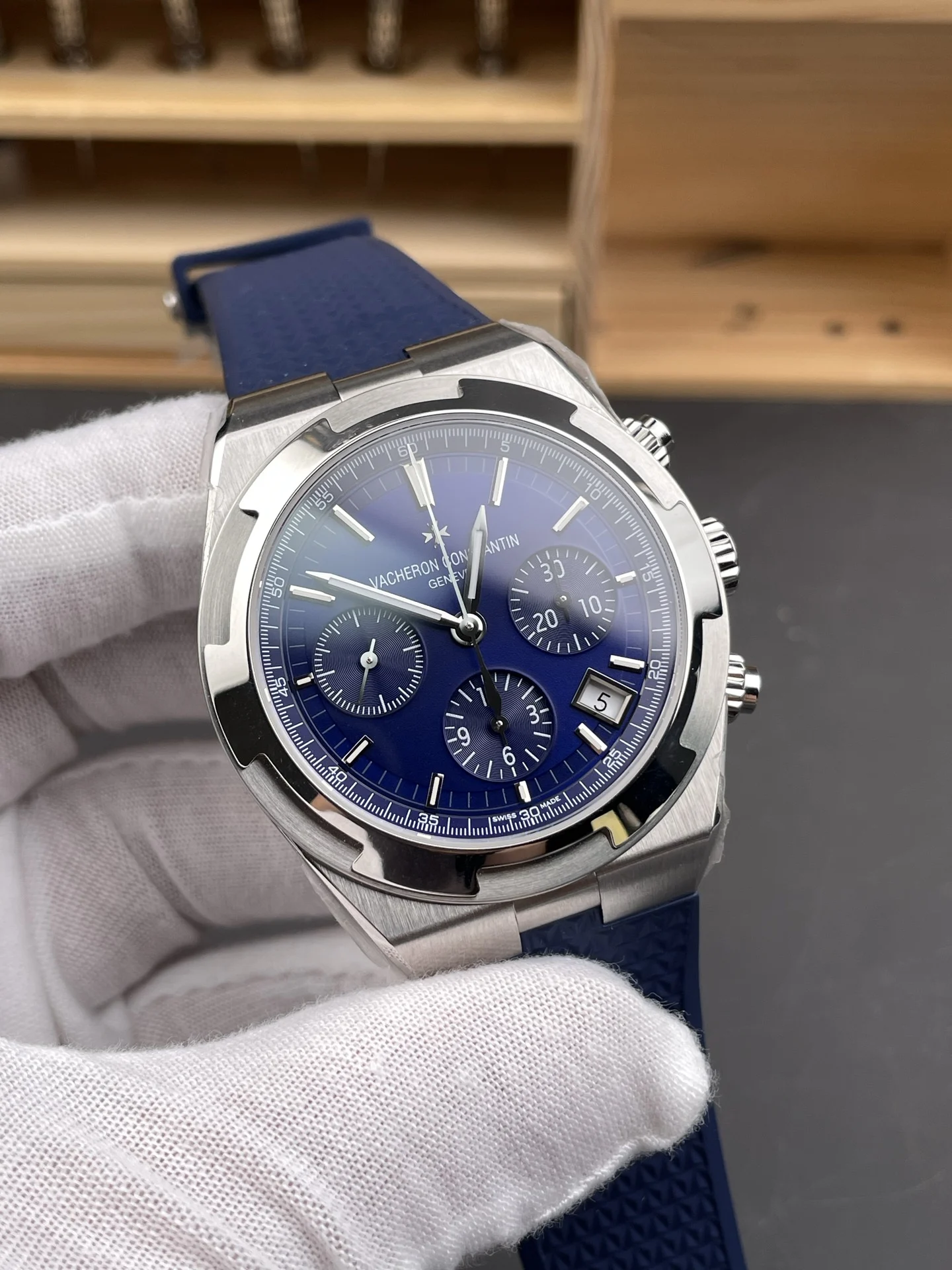 Vacheron Constantin Overseas Blue Dial 42mm — photographed off the sweep