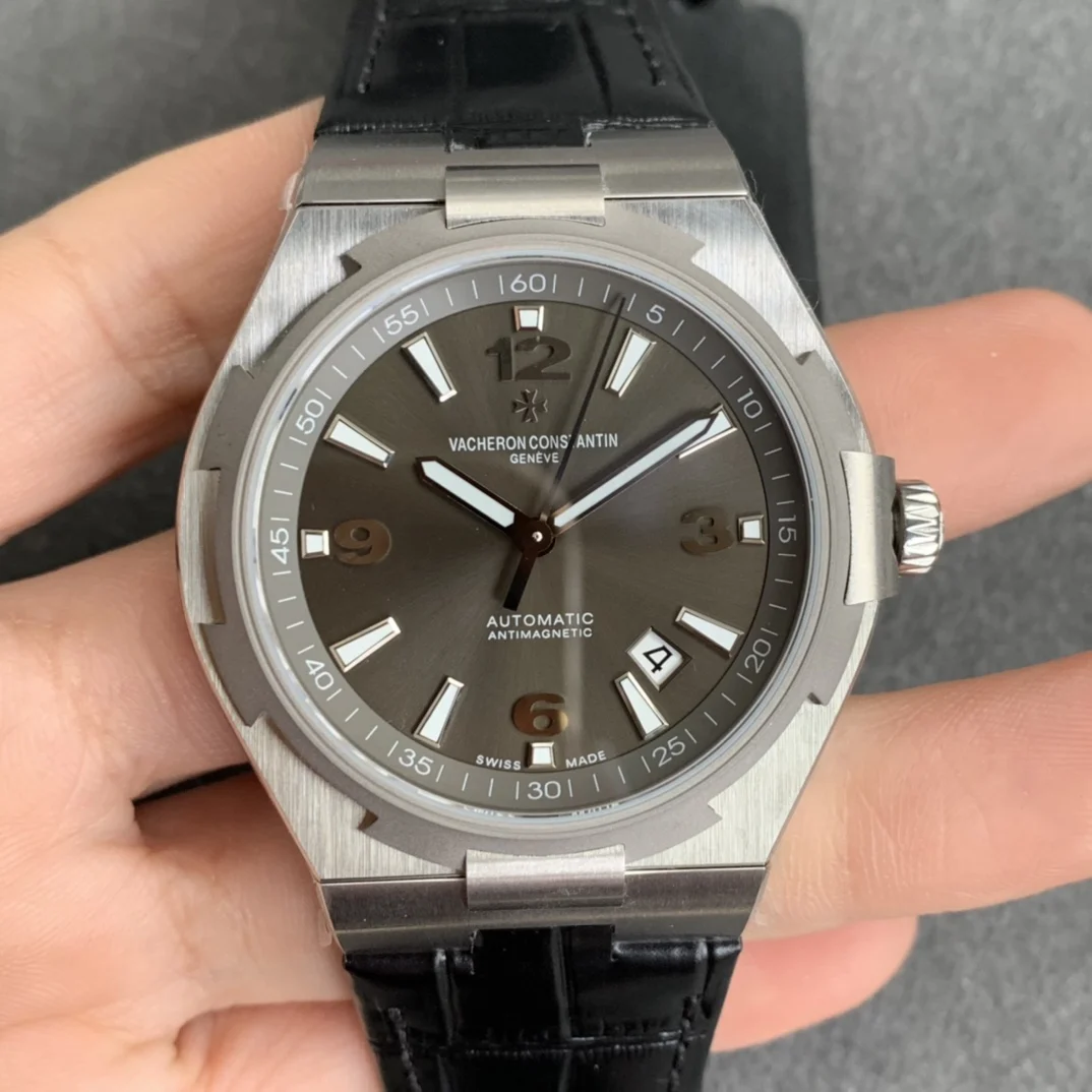 Vacheron Constantin Overseas Diamond-Set 42mm