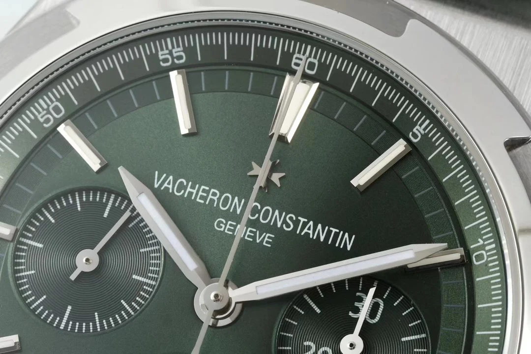 Vacheron Constantin Overseas Green Dial — photographed off the sweep